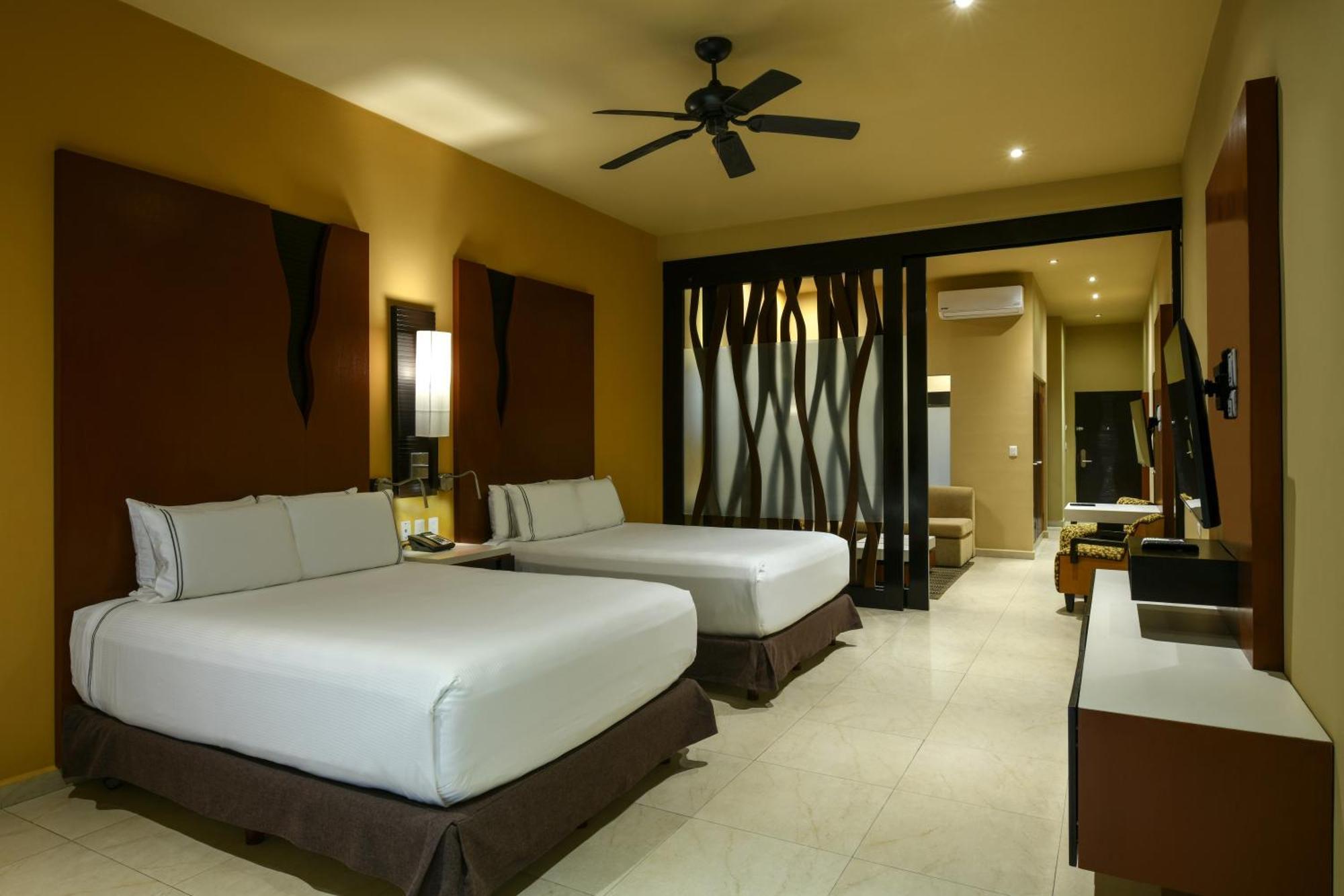 Generations Riviera Maya Family Resort Catamaran, Water Park & More Inclusive Puerto Morelos Dış mekan fotoğraf